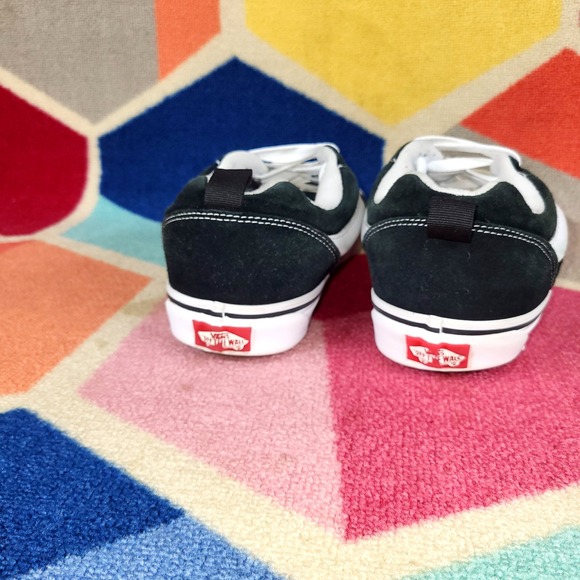 Vans Old Skool Black White Suede Low Top Skate Shoes Sneakers Mens 11 - Picture 6 of 6